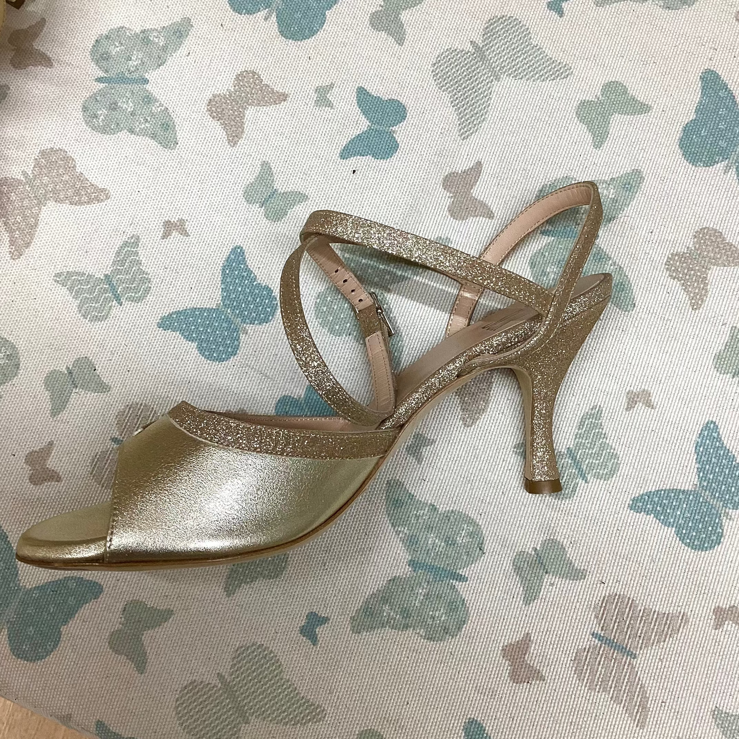 Sur, Gold with shiny bow long strap, reg,Heel 6 cm