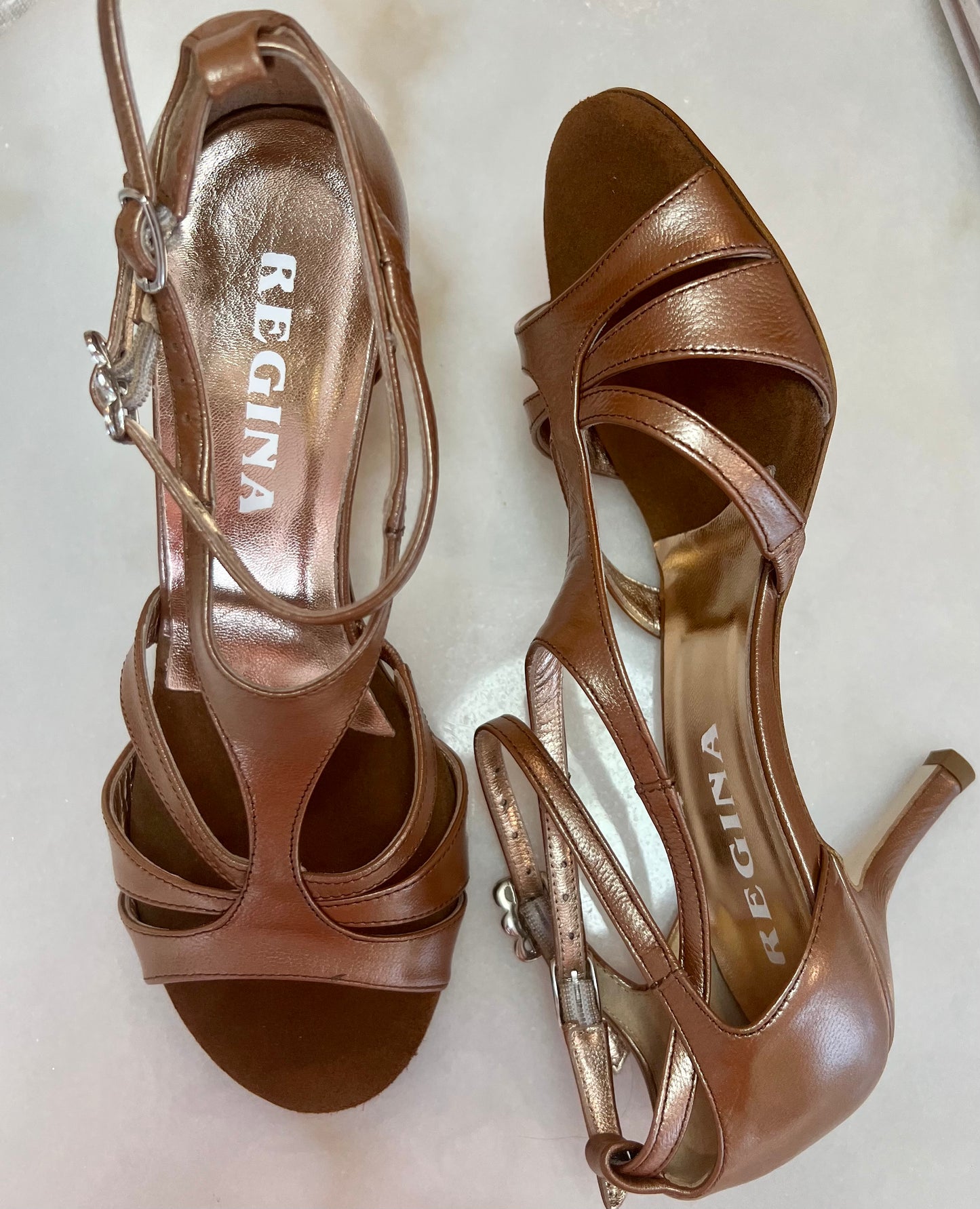 Regina Dark Bronze, Regular 6 cm