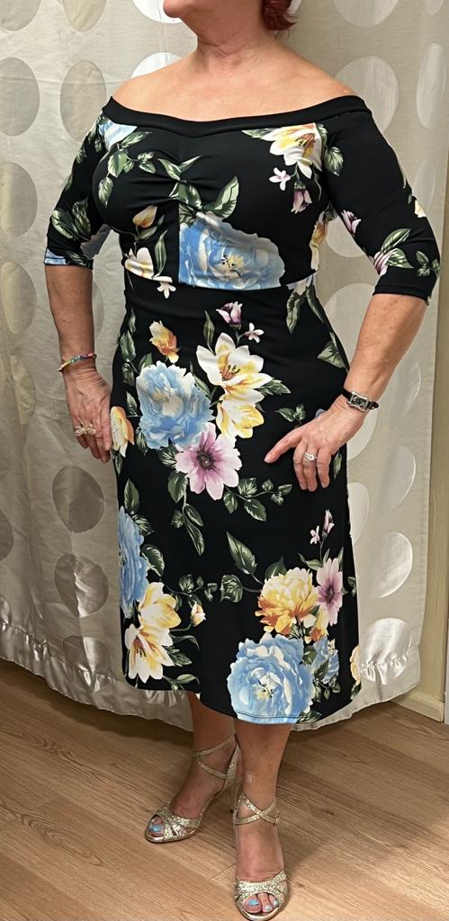 Miss Deseos Dress - Size L