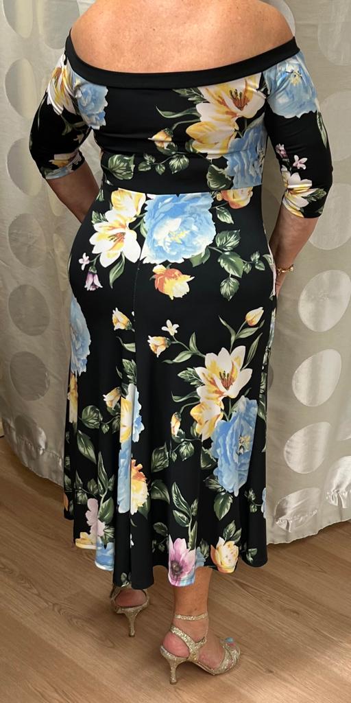 Miss Deseos Dress - Size L