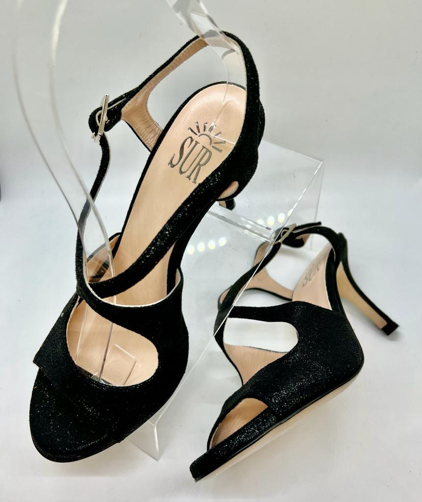 Sur Dita Shiny Black Leather, regular to wide, Heel 6 cm