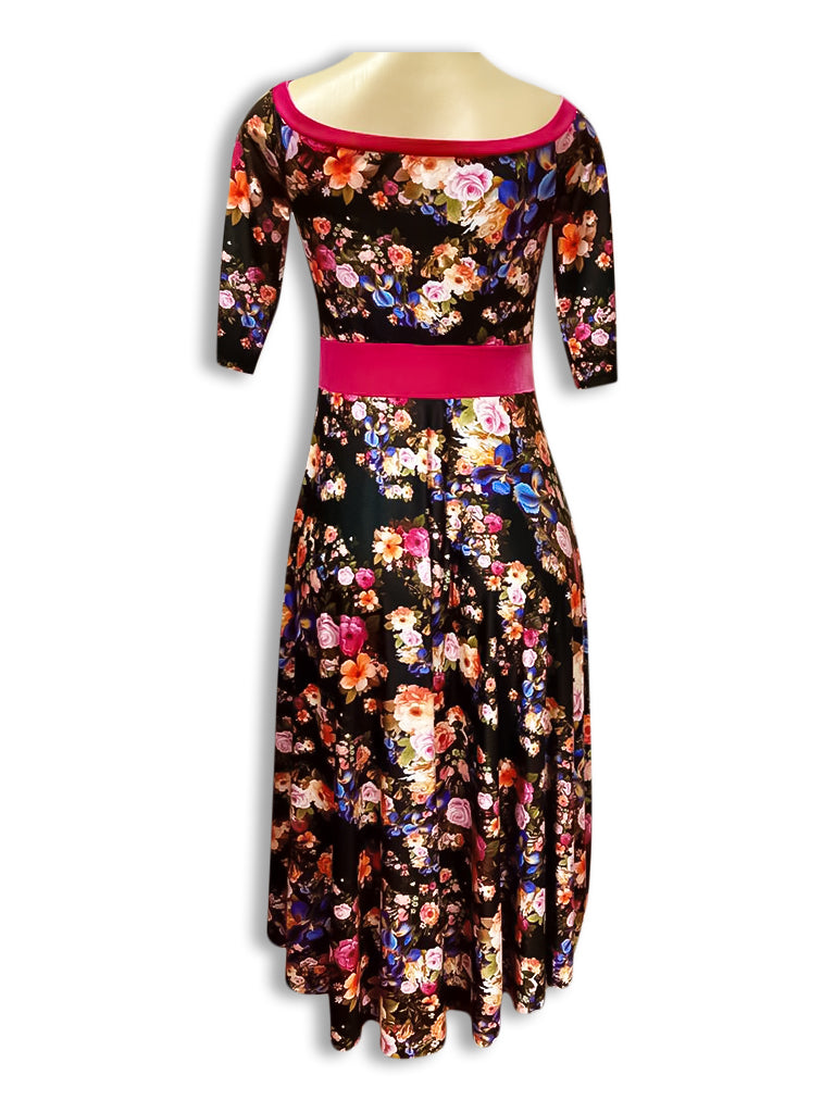 Regina Dress Size - M