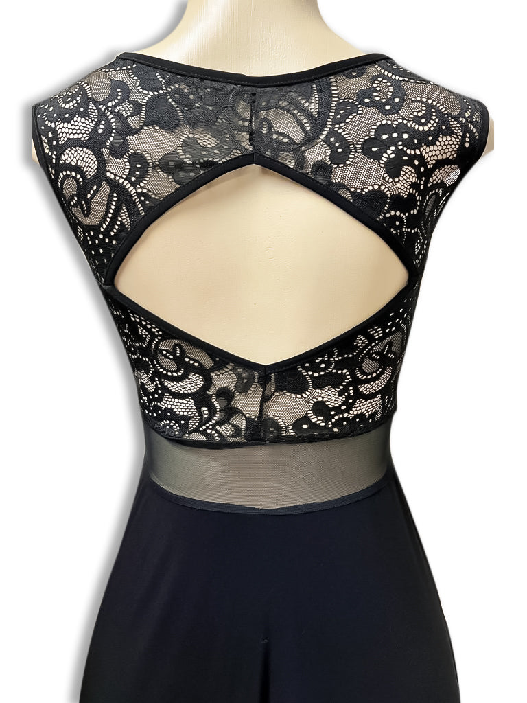 Regina Dress Size - M