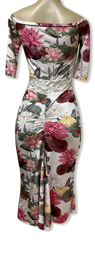 Regina Dress Size - M