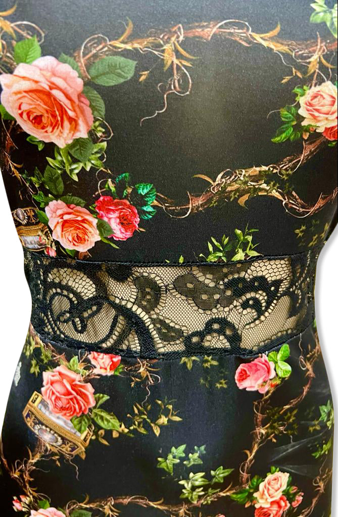 Regina Rose Dress Size - M