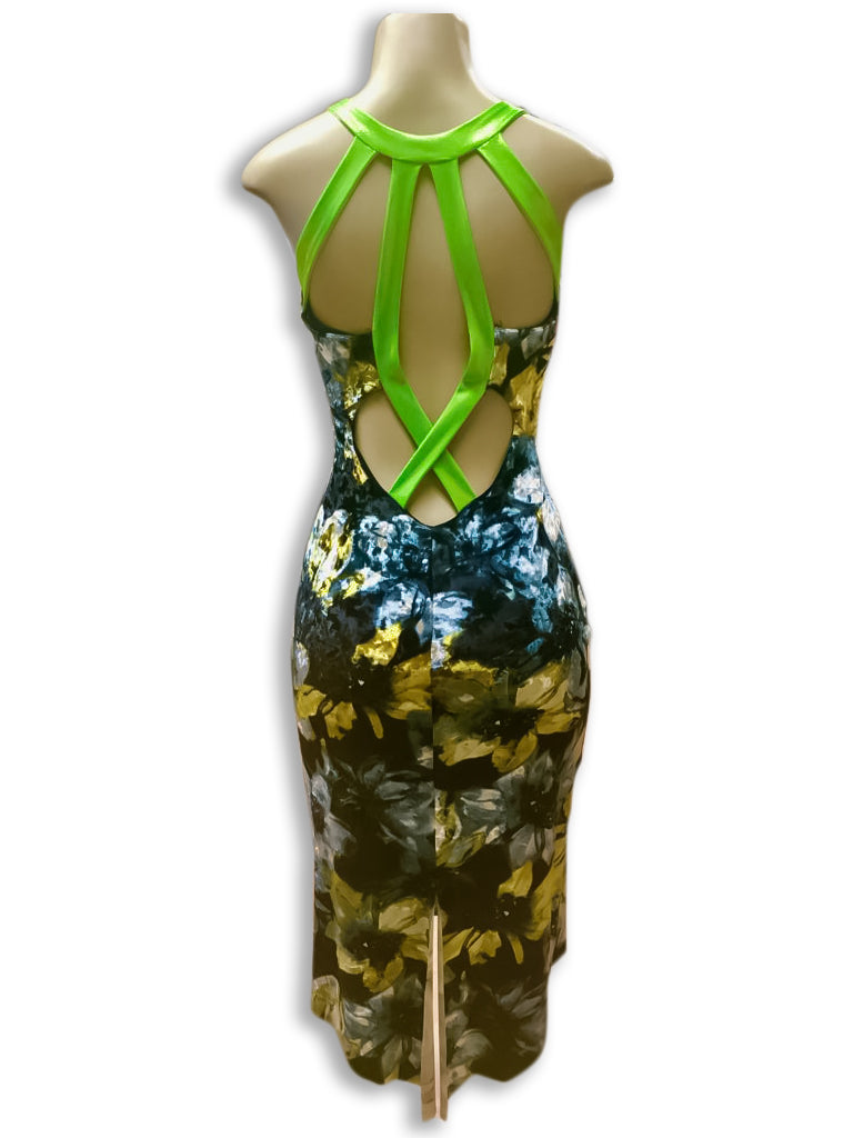 Regina Dress Size - M