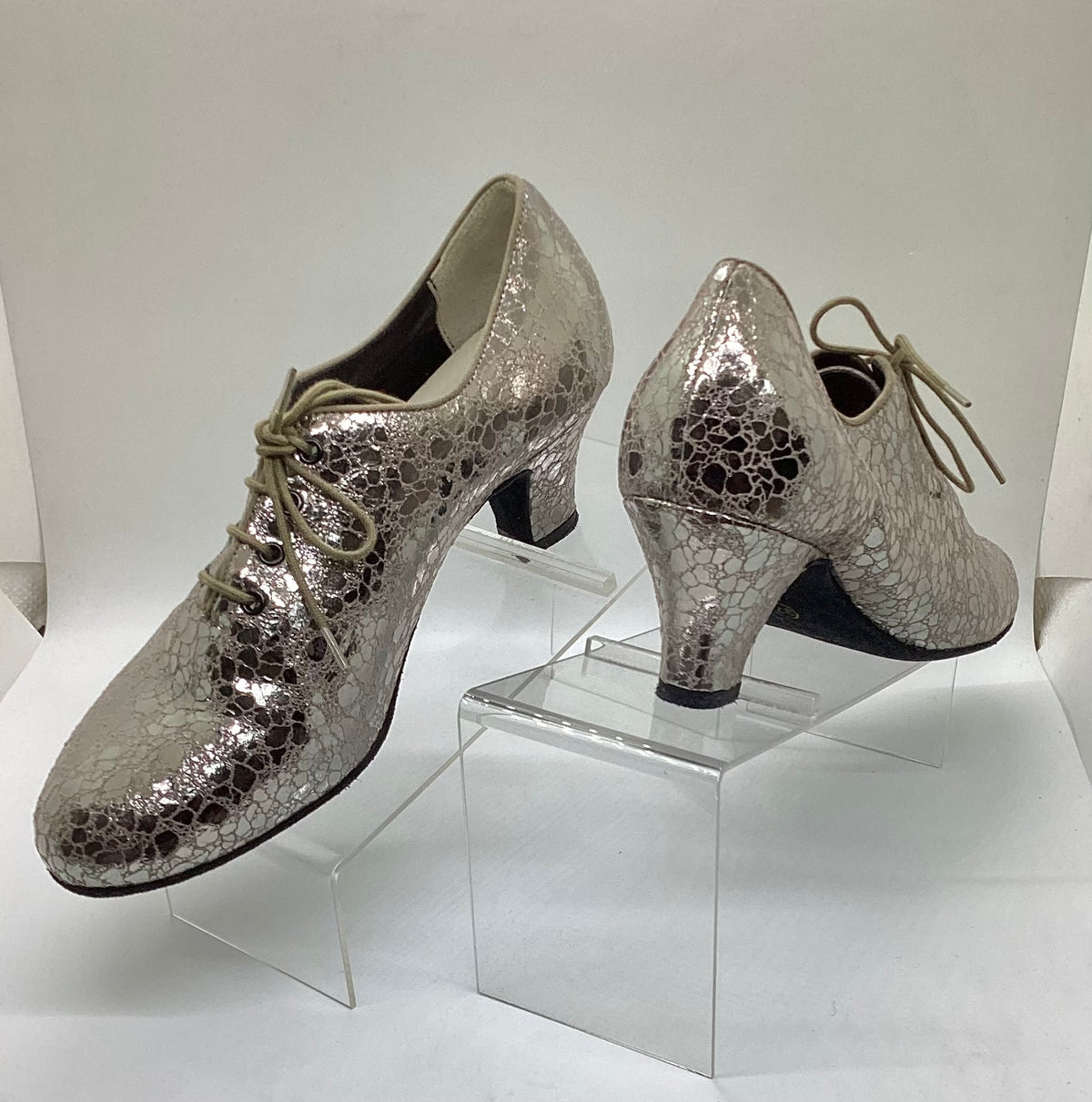 Paoul Leather Practice Shoes | Heel 5CM | Silver Ice