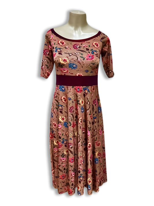 Regina Dress Size M